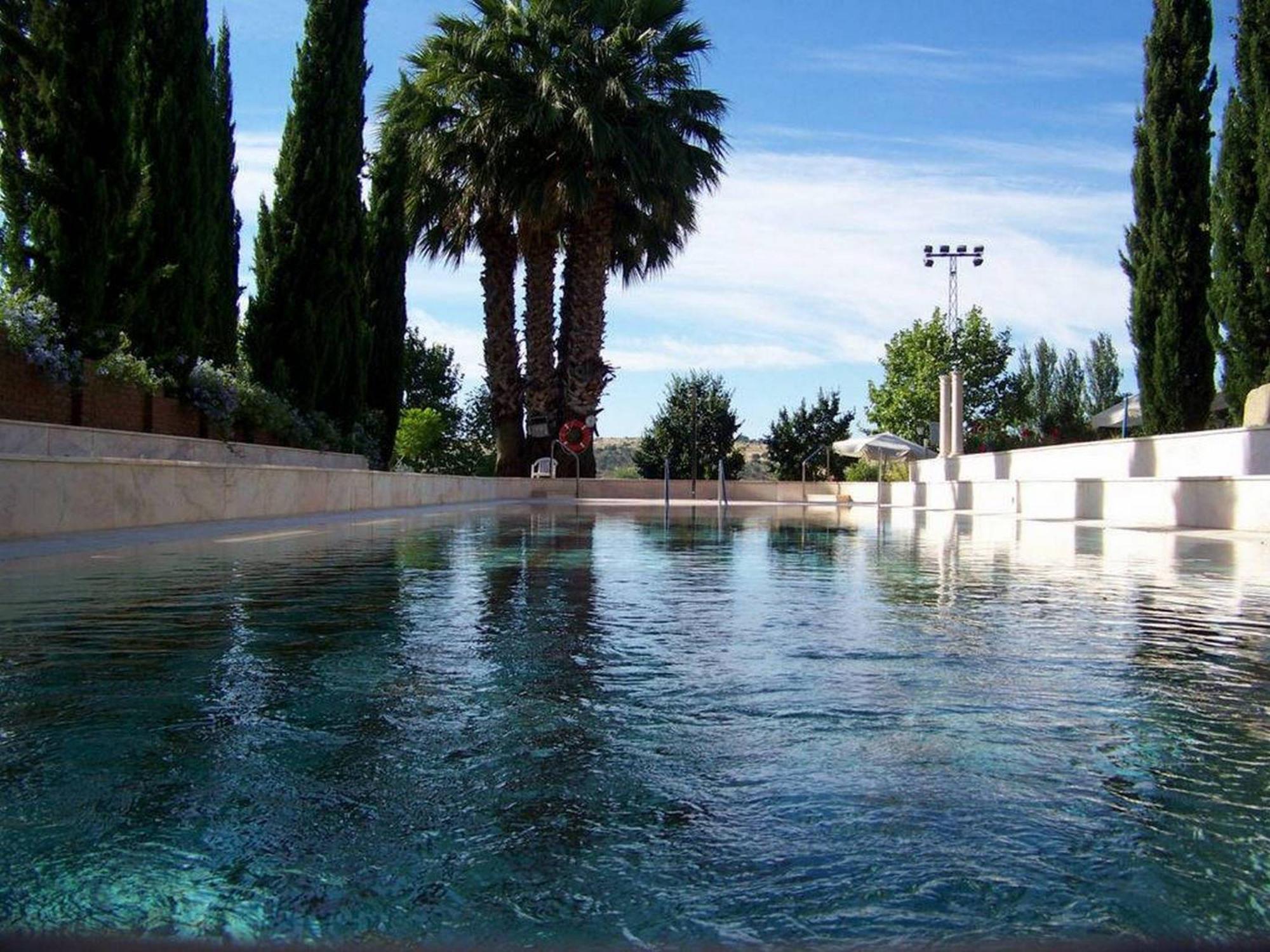 Hotel Varinia Serena - Balneario De Alange Buitenkant foto