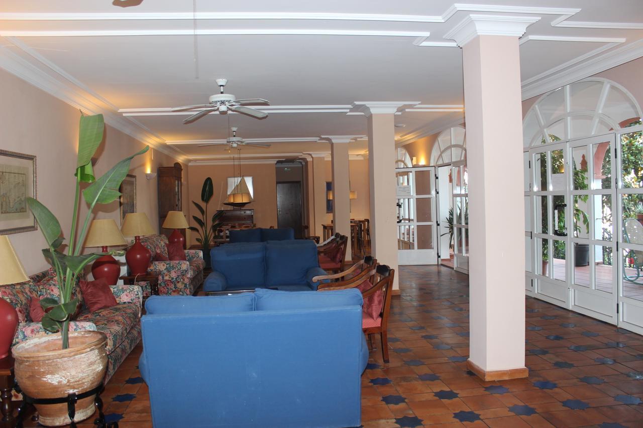 Hotel Varinia Serena - Balneario De Alange Buitenkant foto