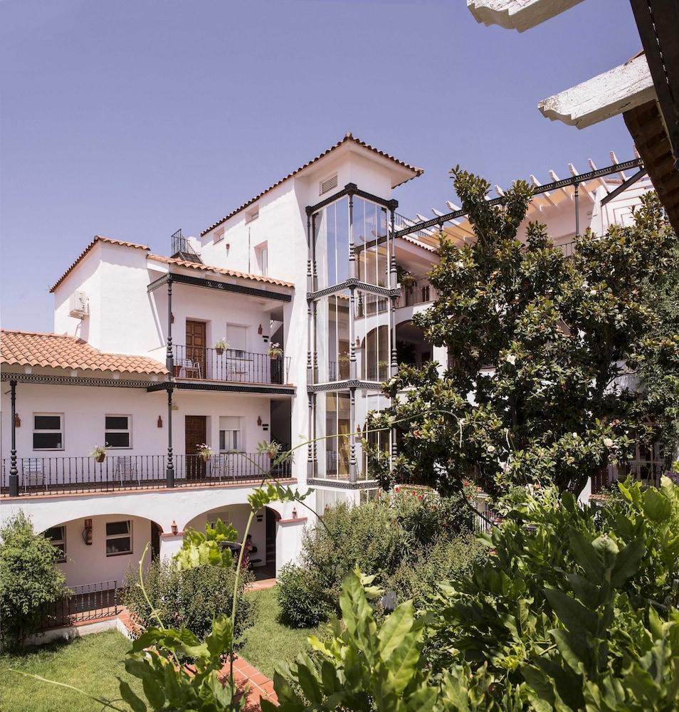 Hotel Varinia Serena - Balneario De Alange Buitenkant foto