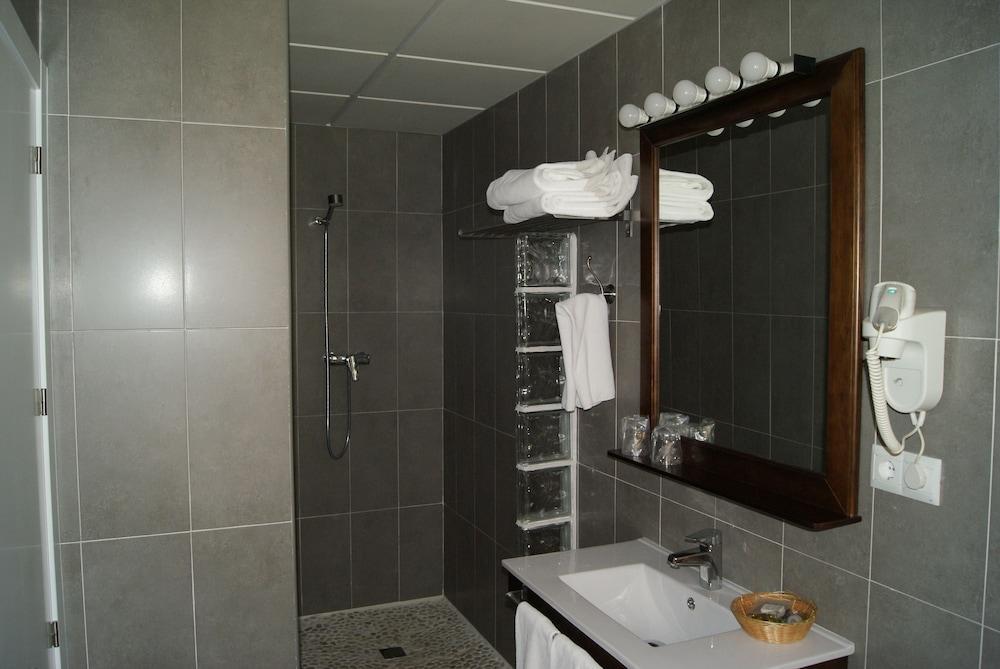 Hotel Varinia Serena - Balneario De Alange Buitenkant foto