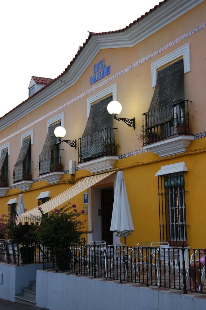 Hotel Varinia Serena - Balneario De Alange Buitenkant foto
